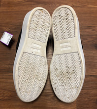 Load image into Gallery viewer, Toms 8.5 shoes