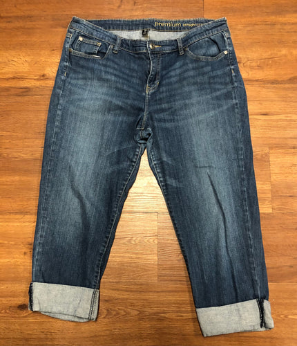 Size 16 Gap capri jeans premium staright crop