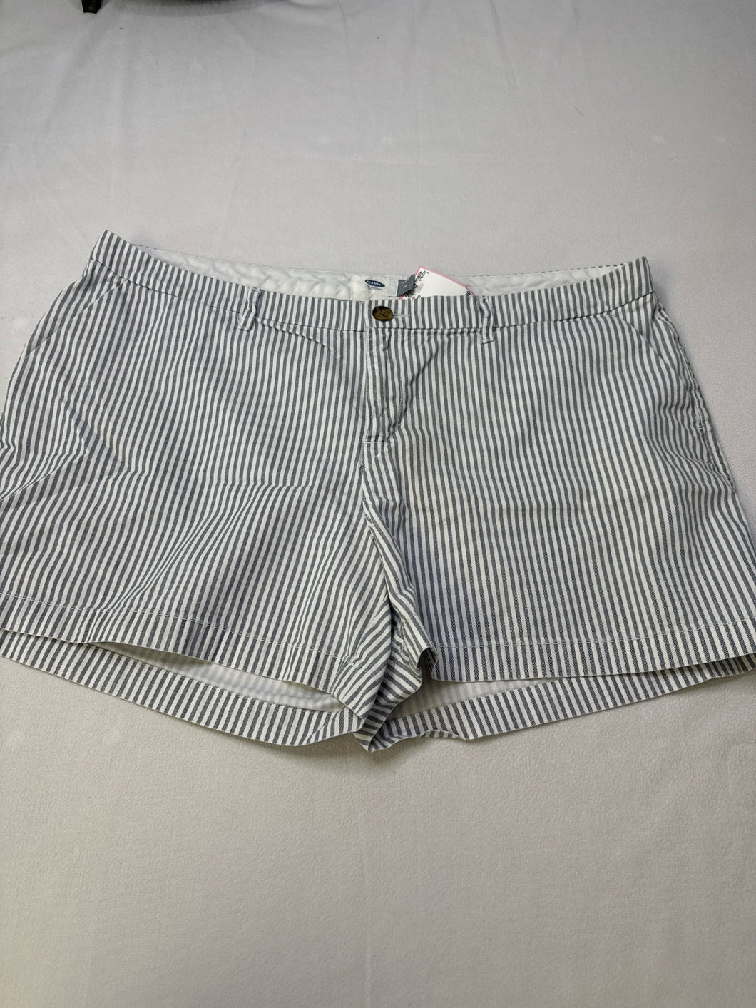 Size 16 old navy Shorts