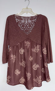 ladies Size L Maurices Shirt