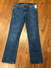 Load image into Gallery viewer, Size 11/12 Wrangler Jeans