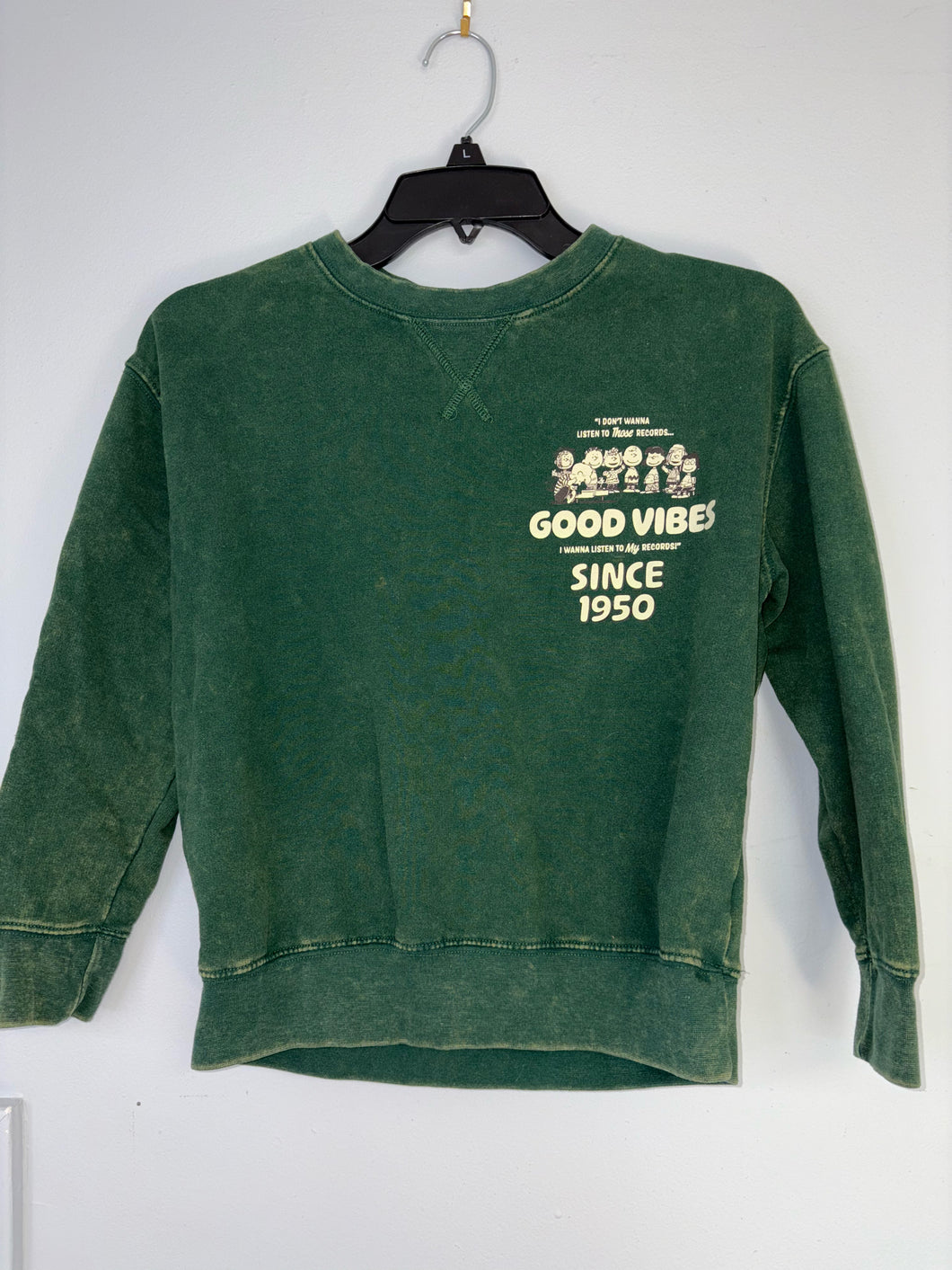 Boys 8 old navy Sweater