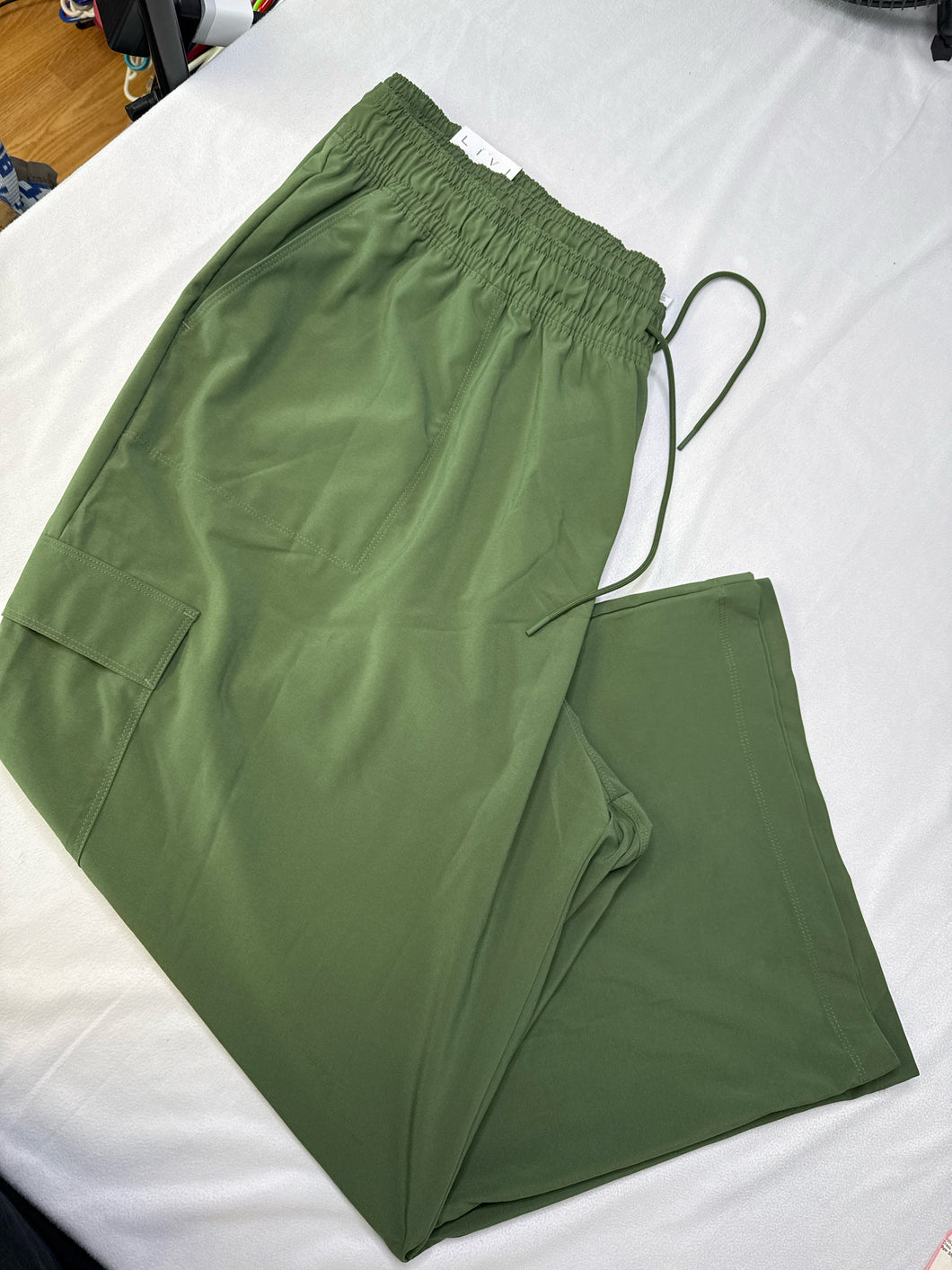 womens Size 26/28 Lane Bryant Pants NWT