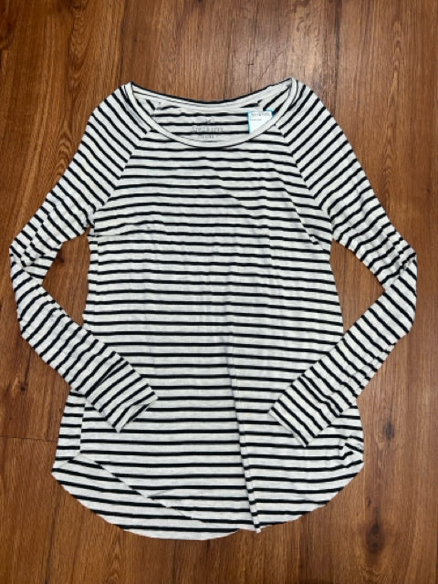 Size XS American Eagle long sleeve Shirt