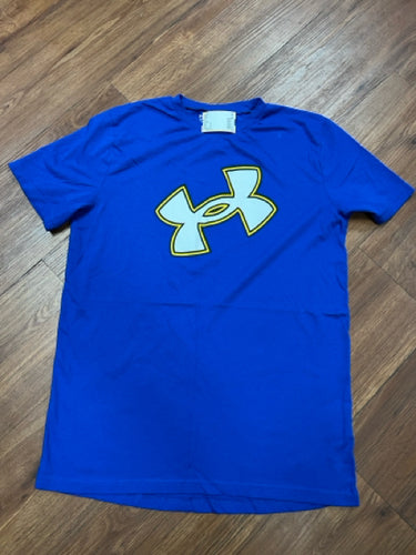 youthXL under armour Shirt