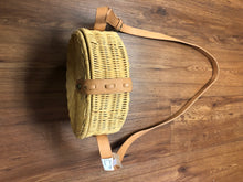 Load image into Gallery viewer, universal thread Purse - wicker purse