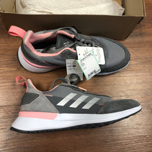 Load image into Gallery viewer, Adidas 6 shoes