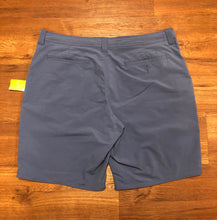 Load image into Gallery viewer, Size 40 Shorts, blue