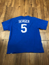 Load image into Gallery viewer, Men&#39;s Majestic Dodgers Seager Size 2xl shirt