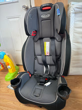 Load image into Gallery viewer, car seat PICK UP ONLY