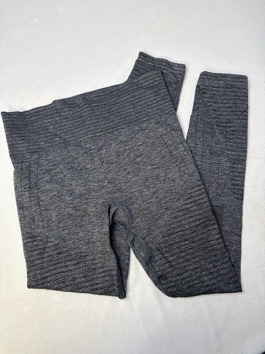 Ladies Size M Athleta Leggings