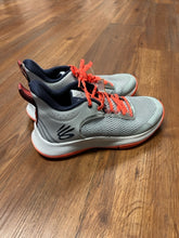 Load image into Gallery viewer, under armour shoes