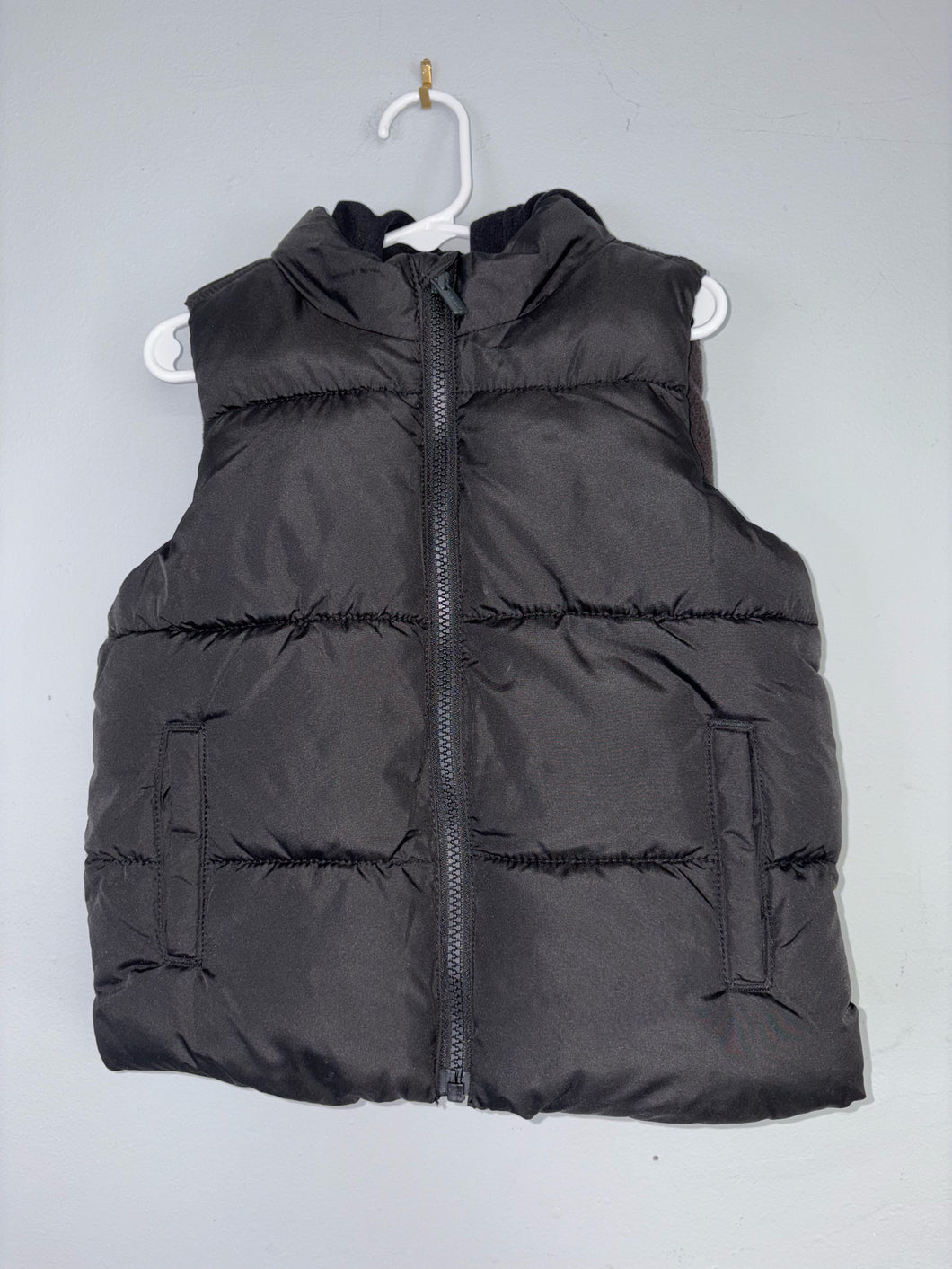 Boys 4T old navy Vest