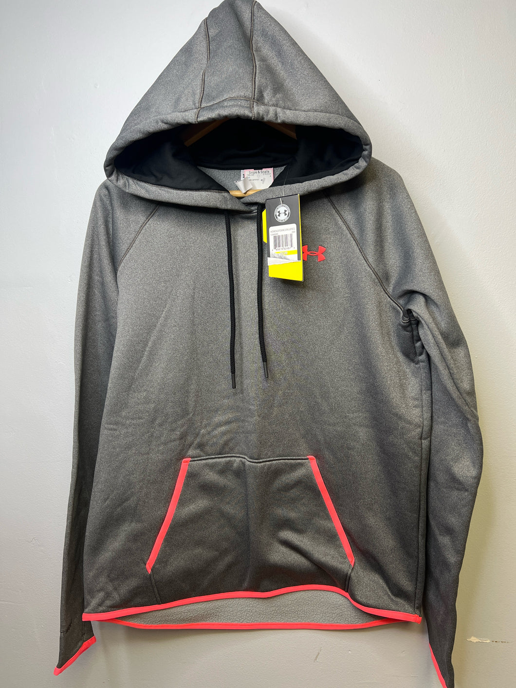 Womens Size M under armour Hoodie