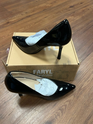 8 shoes