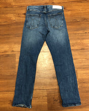 Load image into Gallery viewer, Size 31x32 Calvin Klein Jeans