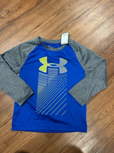 5 under armour Shirt