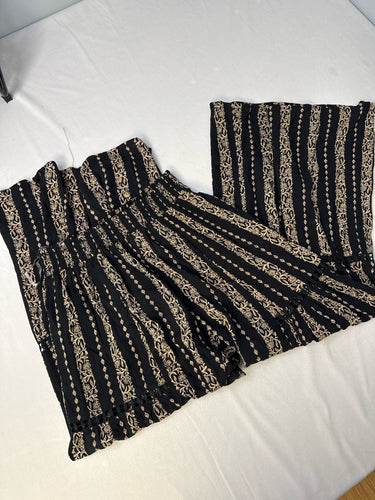 Size M Buckle bnwt Pants
