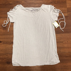 Size M American Eagle soft and sexy shirt with cinch sleeves