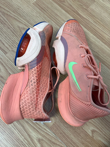 Womens 7 Nike superrep shoes