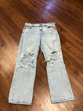 Load image into Gallery viewer, Size 10 American Eagle Jeans super high rise ankle straight reg length