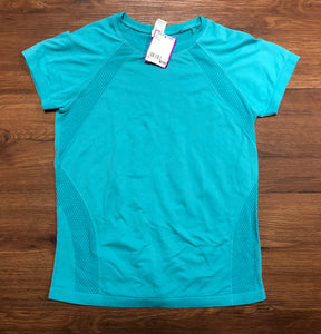 Girls small 8/9 DSG Shirt