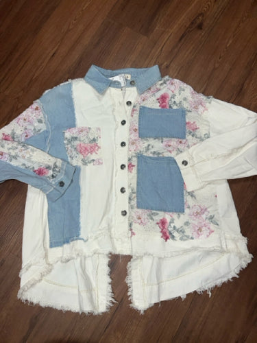 Size M POL Wildflower Bloom Open Back Embroidered Denim Jacket