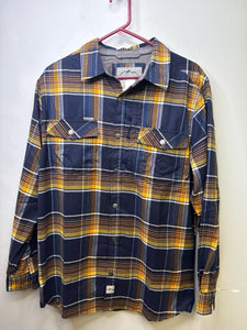 Mens Size M shirt