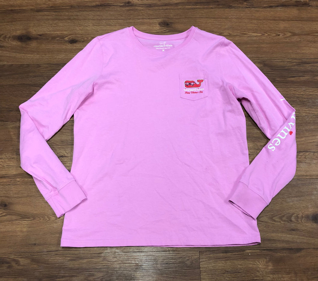 Size M Vinyard Vines Happy Valentines day  Shirt