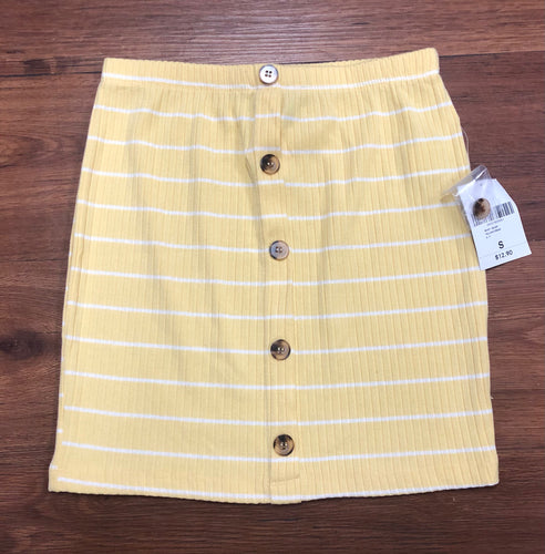 Size S forever 21 skirt new with tags