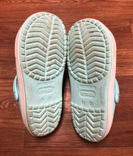 Load image into Gallery viewer, Crocs shoes