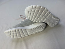 Load image into Gallery viewer, girls Adidas Shoes