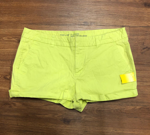 Size 14 Gap city 3 inch shorts