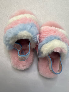 UGG 6c slippers Shoes
