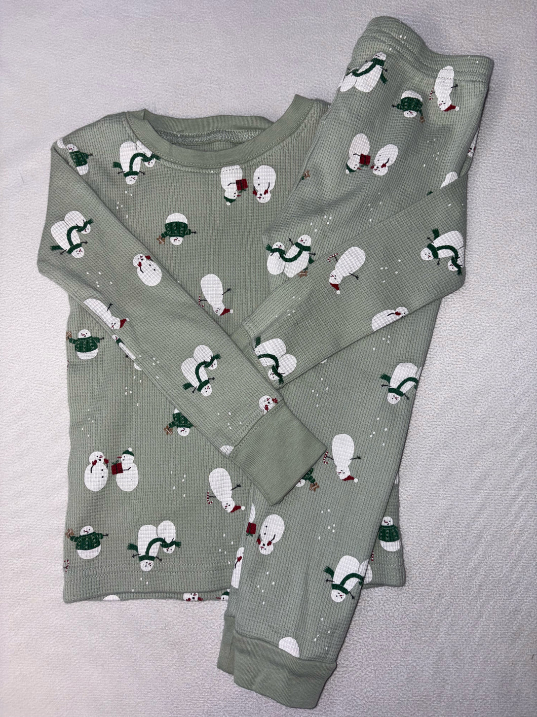 2T Carters Pajamas