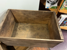 Load image into Gallery viewer, Antique