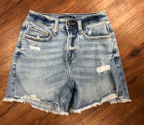 Size 3 Arizona hi rise curvy midi shorts