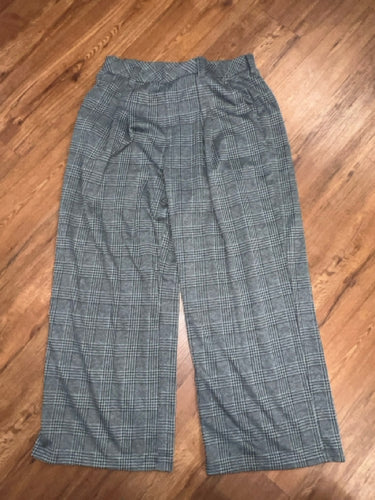 Size XL Halara Pants new with tags