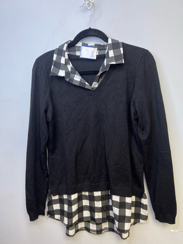 womens Size M sweater shirt