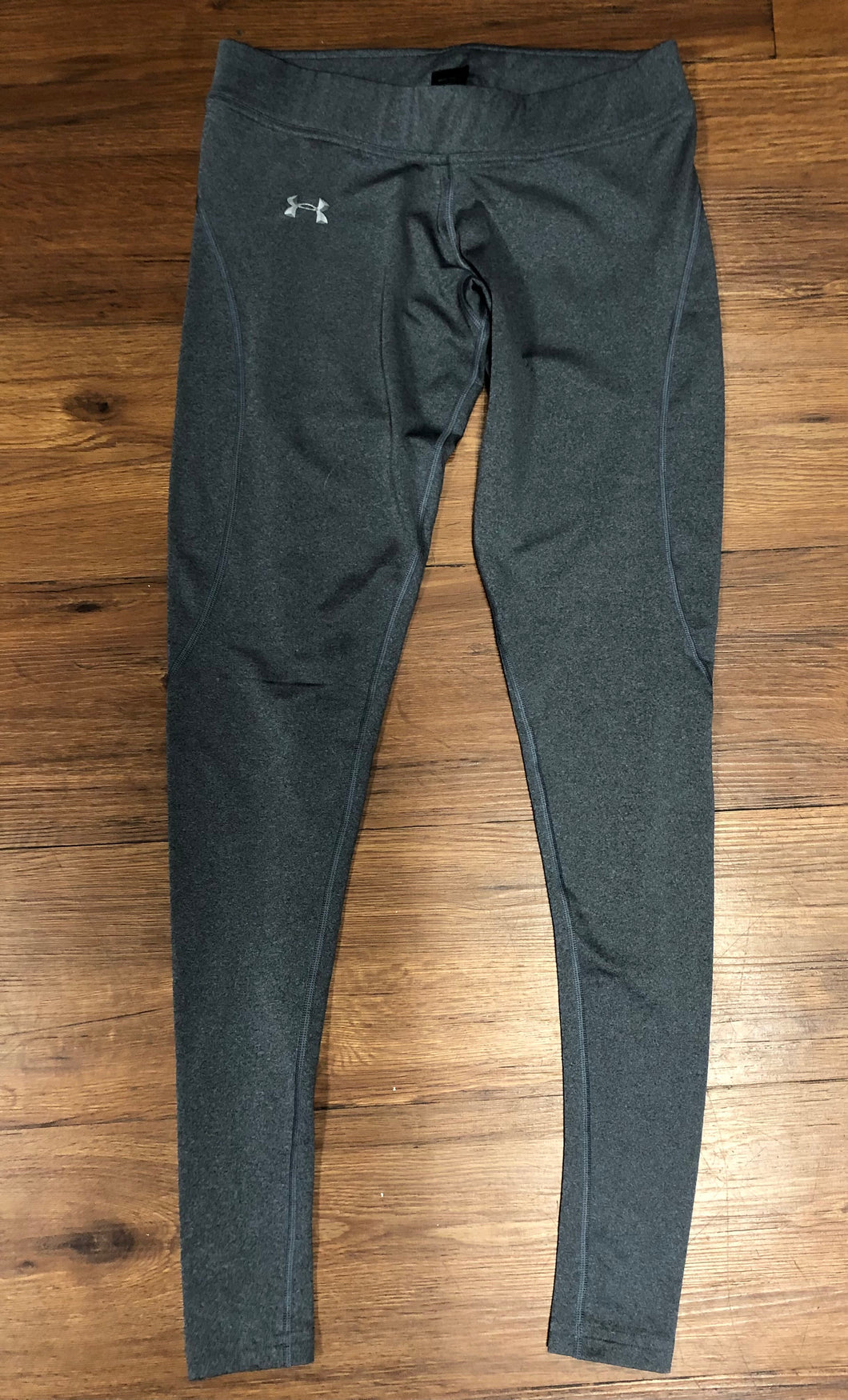 Size S/M under armour fitted cold gear Leggings
