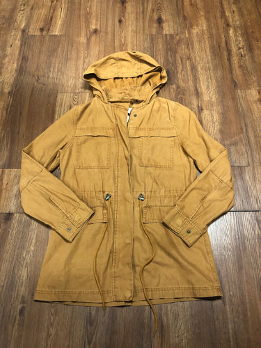 Size S universal thread anorack jacket