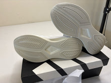 Load image into Gallery viewer, Adidas 5.5 shoes