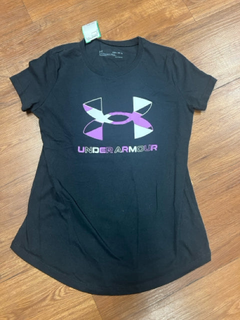 youth medium girls under armour Shirt