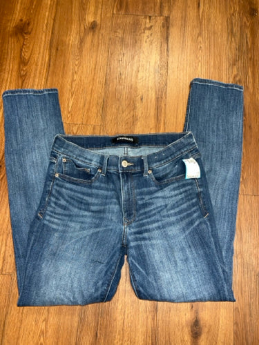 Size 10R Express Jeans