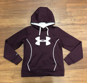 Size M under armour loose Hoodie