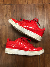 Load image into Gallery viewer, Youth Nike Air Force 1 Lv8 Uv Size 3