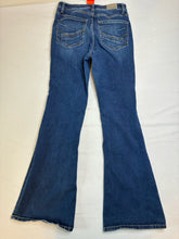 Load image into Gallery viewer, Women's Size 28 x 33.5 BKE Parker High-Rise Flared Jeans