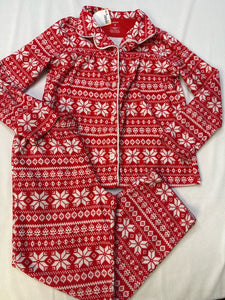 7 Carters Pajamas