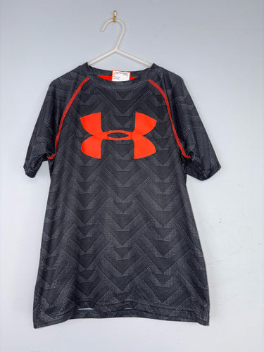 Boys Youth Small under armour Shirt