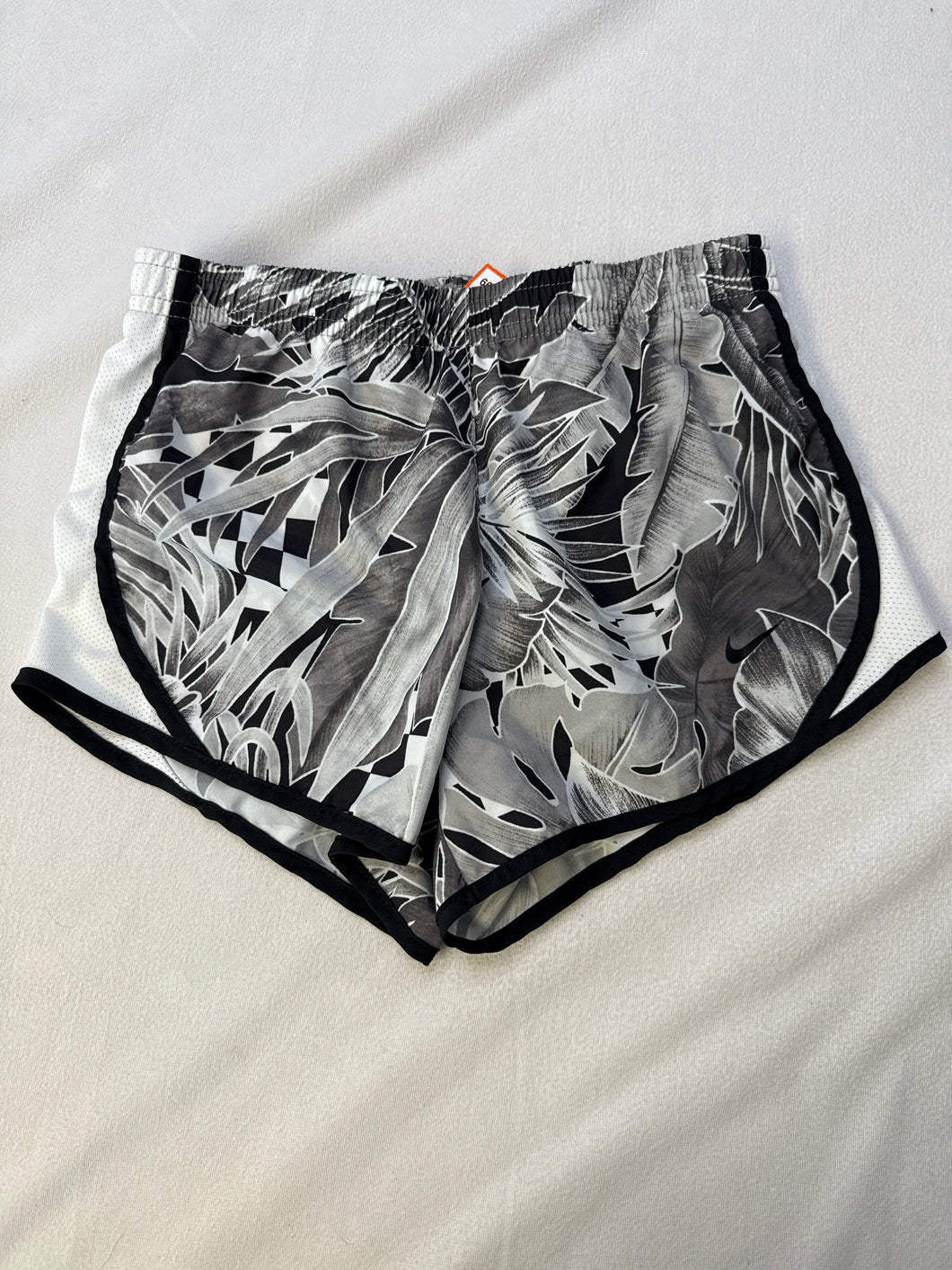 youth small  Nike Shorts